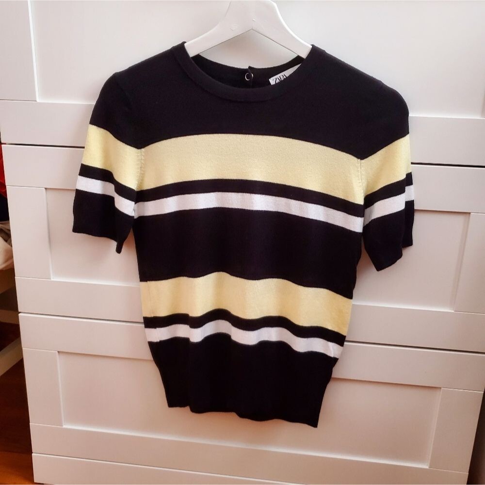 Zara Black and Yellow Striped Top